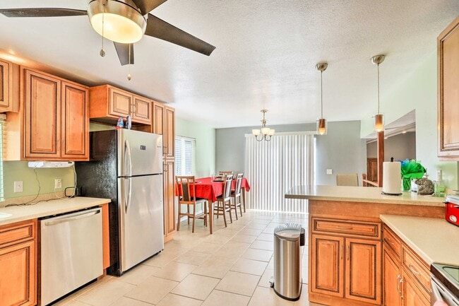 Building Photo - 6851 Nebraska Ave