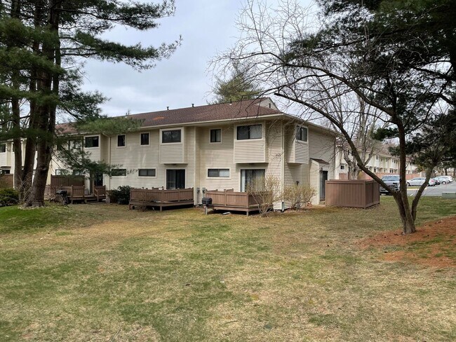 Building Photo - 7A Woodland Avenue