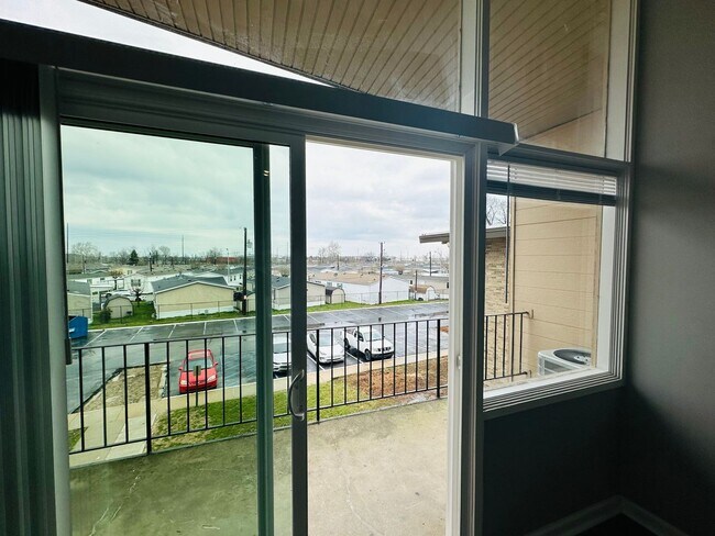 Building Photo - Experience Luxury Living at Bellagio Living I: Modern Apartments in Lawrence, Indiana