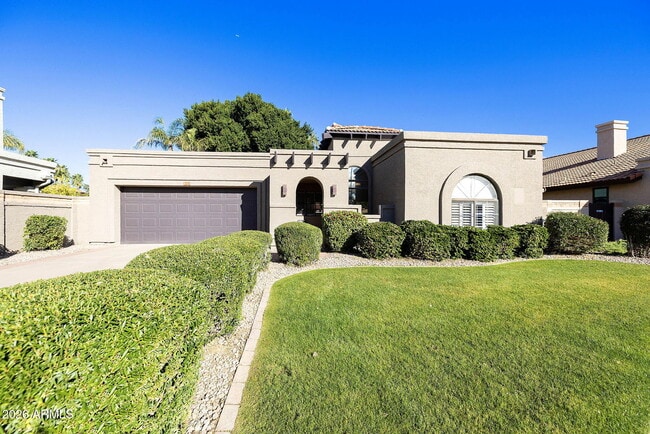 Building Photo - 8782 E Mustang Trail