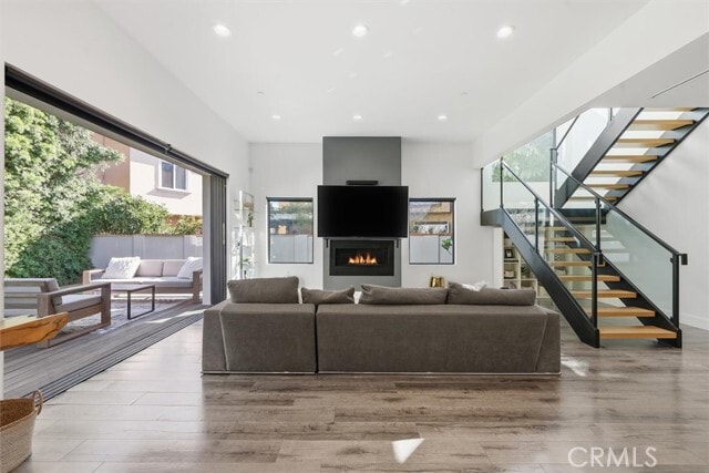 Building Photo - 5487 Blanco Way