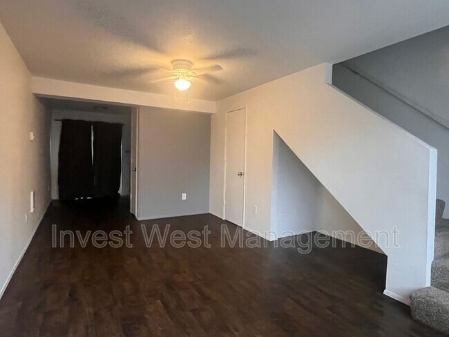 Building Photo - 9031 N Saint Louis Ave