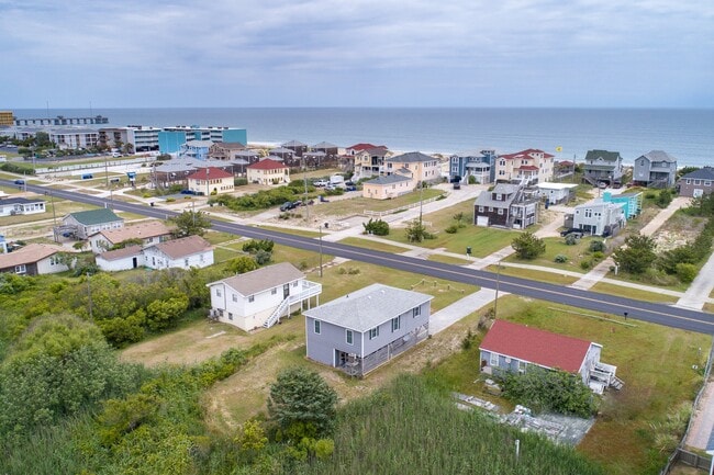 Building Photo - 8218 S Old Oregon Inlet Rd