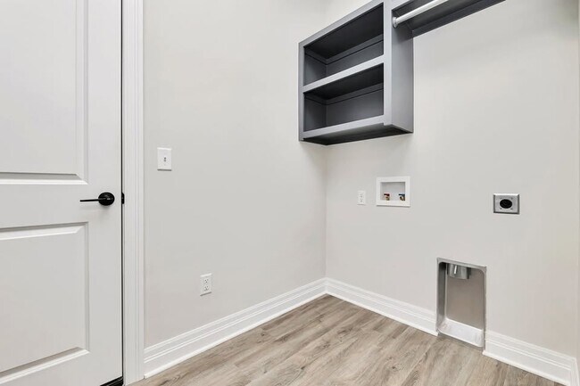 Building Photo - 4658 W Emerald Bay Ct