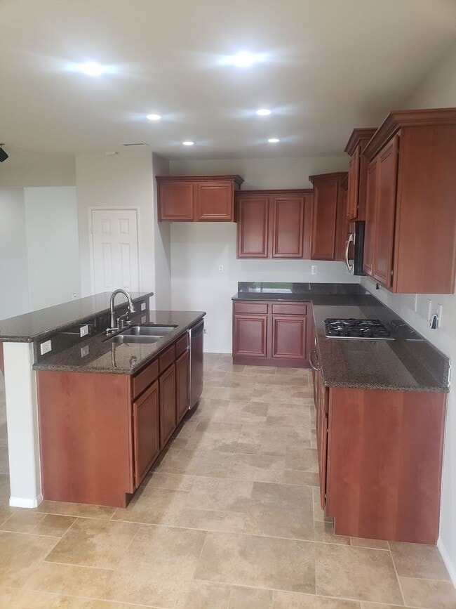 Building Photo - Beautiful Wildomar Single Story