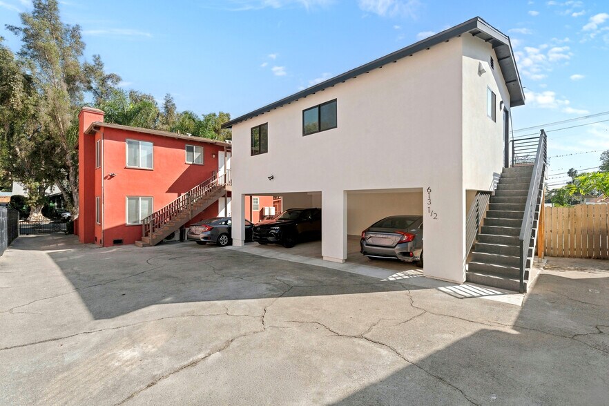 Building Photo - 615 N Coronado St