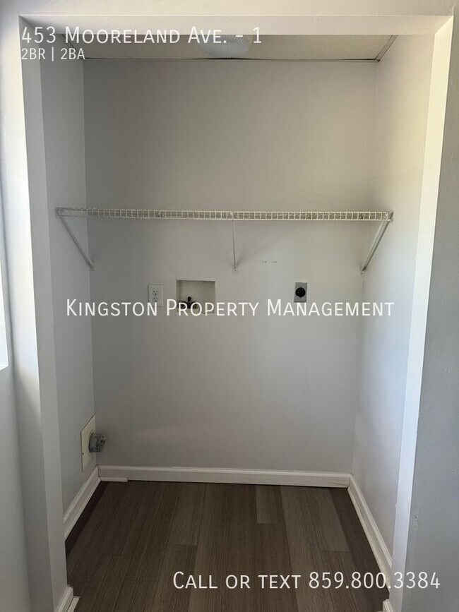 Building Photo - 453 Mooreland Ave