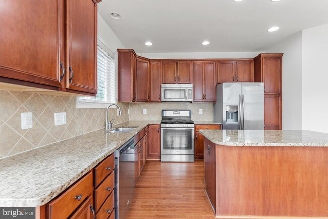 Building Photo - 43247 Loudoun Reserve Dr