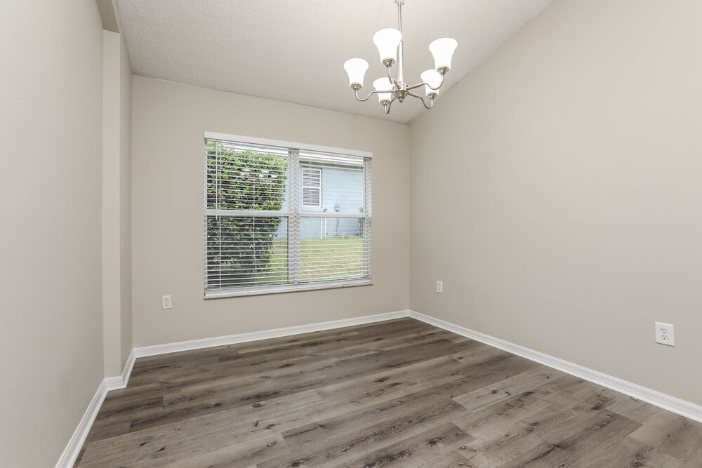 Building Photo - 25223 Ironwedge Dr