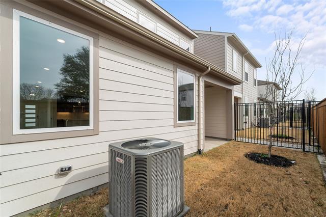 Building Photo - 6904 Gorman Fls Trl