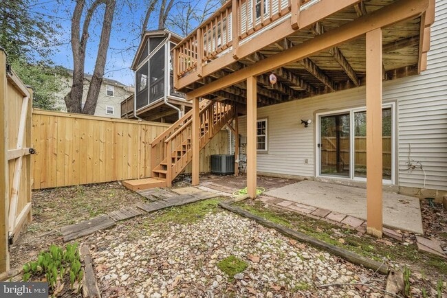 Building Photo - 10058 Chestnut Wood Ln