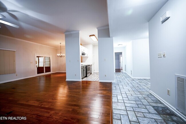 Building Photo - 113 Blue Ridge Ct