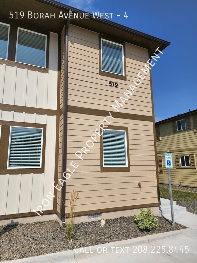 Primary Photo - 519 Borah Ave W