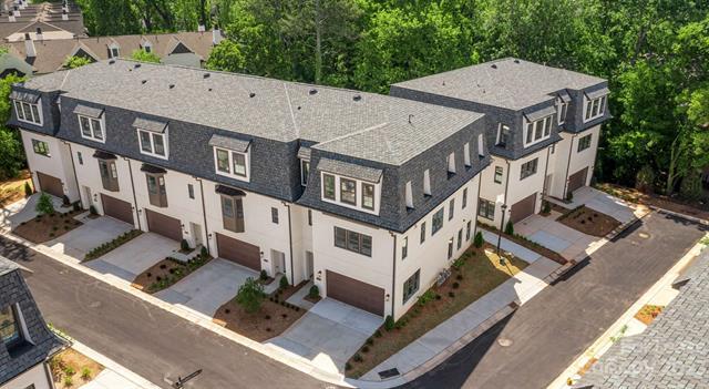 Building Photo - 3011 Fairview Townes Ct
