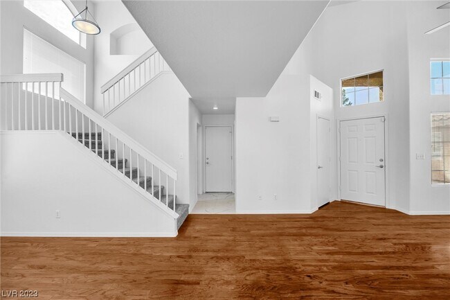 Building Photo - 8366 Drop Camp St