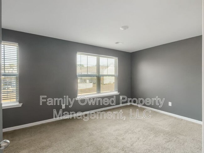 Building Photo - 193 Rosefield Ct