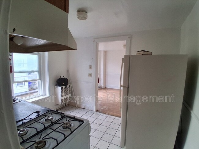 Building Photo - 531 Robeson St