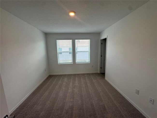 Building Photo - 8720 Daybreak St