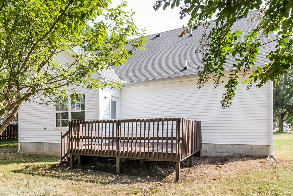 Building Photo - 3079 Roscommon Dr