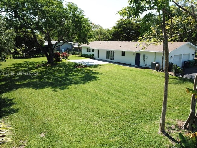 Building Photo - 10343 SW 114th St