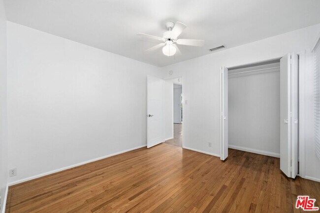 Building Photo - 14529 Greenleaf St