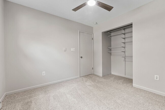 Building Photo - ** Move in Special ** Remodeled 3-Bedroom, 1-Bathroom Home with Garage & Fenced Yard – $1,800/Month