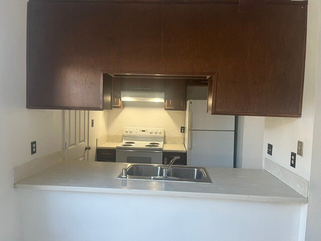 Building Photo - 2065 Olivera Rd