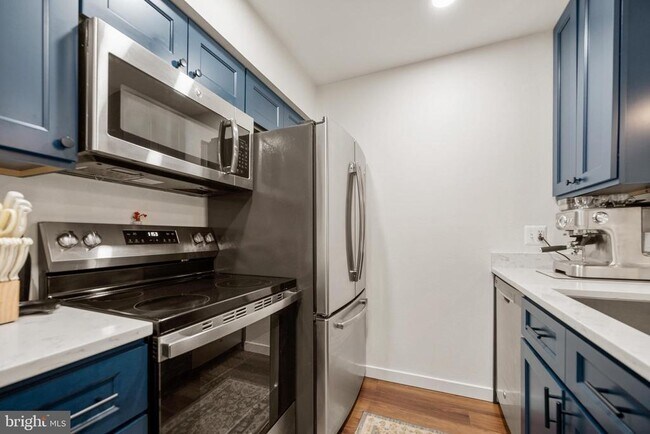 Building Photo - 3307 Wyndham Cir