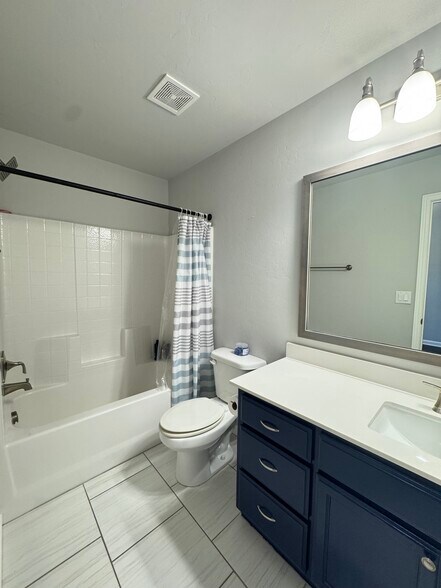 Building Photo - 9104 SW 47th St