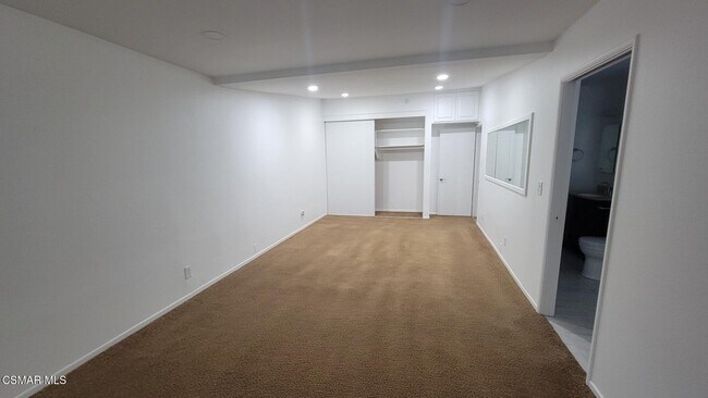 Building Photo - 1720 Elsinore Creek