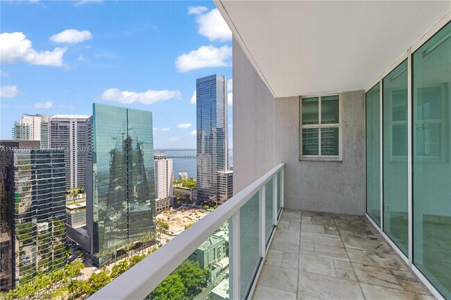 Building Photo - 1250 S Miami Ave