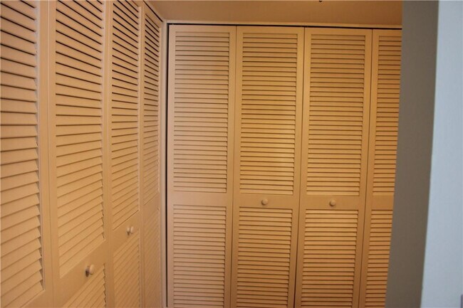 Building Photo - 750 N Ocean Blvd