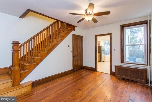 Primary Photo - 202 Baldwin St