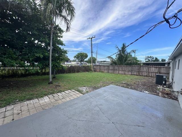 Building Photo - 4285 SW 48th Ct
