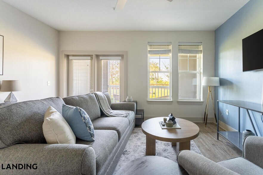 Building Photo - 655 W Marina Cove Dr