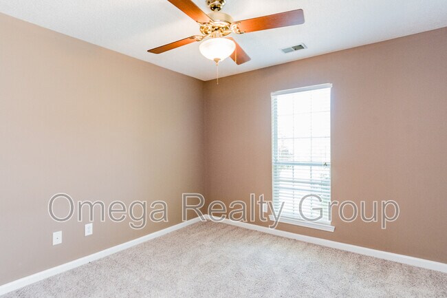 Building Photo - 2038 Plantation Pkwy
