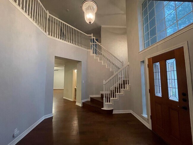 Building Photo - 9919 Barbrook Dr