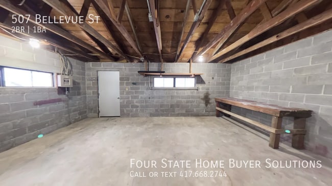 Building Photo - 507 Bellevue St