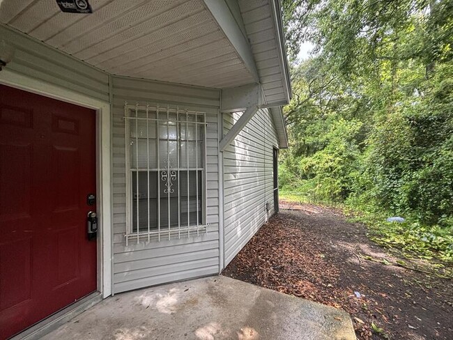 Building Photo - 9600 River Walk Ct