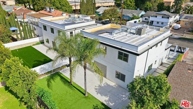 Building Photo - 6717 Sunnyslope Ave