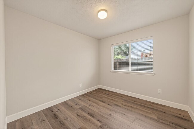 Building Photo - 6739 Windy River Ln
