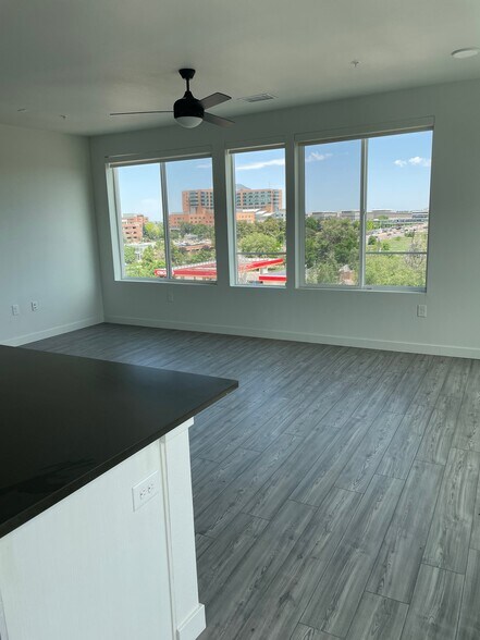 Building Photo - 12600 E Colfax Ave