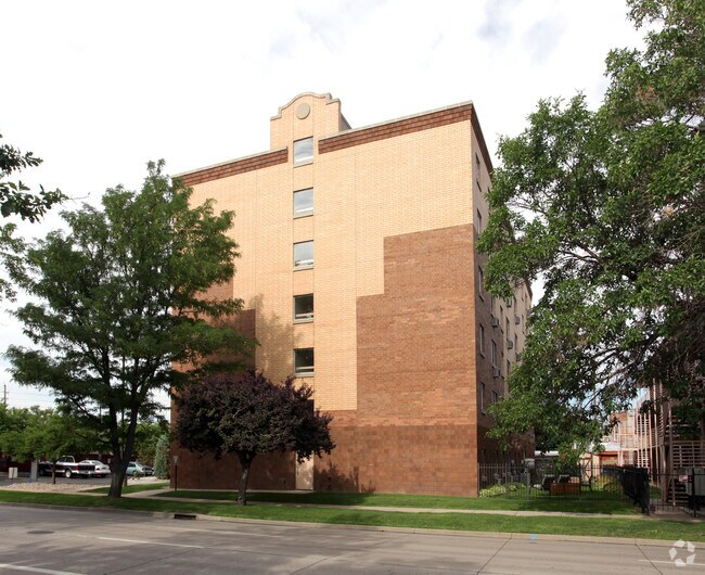 Building Photo - Westgate Tower Apartments