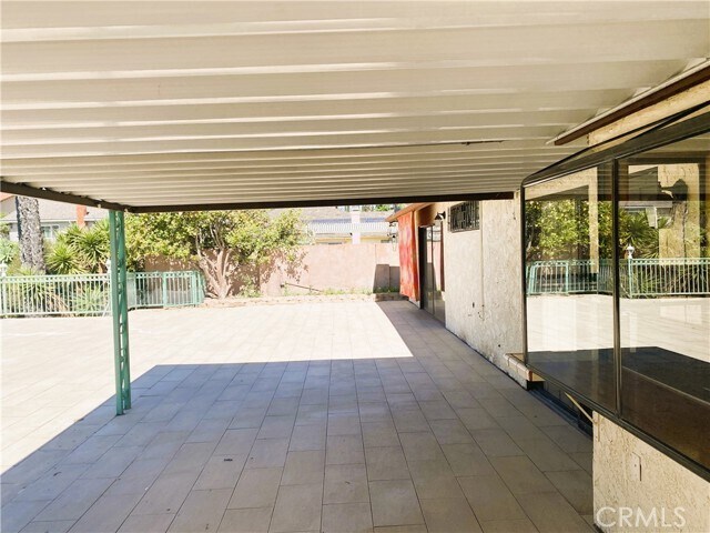 Building Photo - 9257 La Shell Dr
