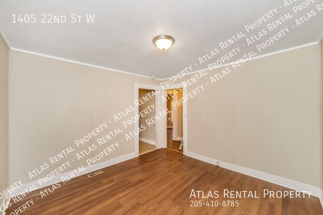 Building Photo - 1405 22nd St W