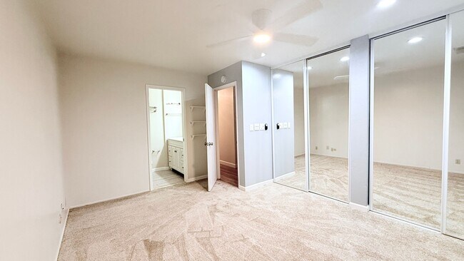 Building Photo - 1065 San Ramon Valley Blvd