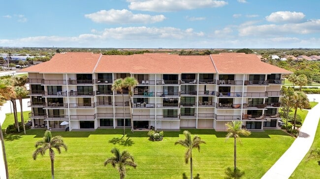 Building Photo - 401 S Seas Dr