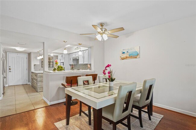 Building Photo - 1750 Belleair Forest Dr