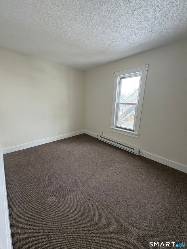 Building Photo - 55 Beaver Brook Rd