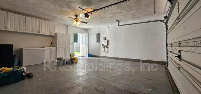 Building Photo - 25 Gallaer Ct